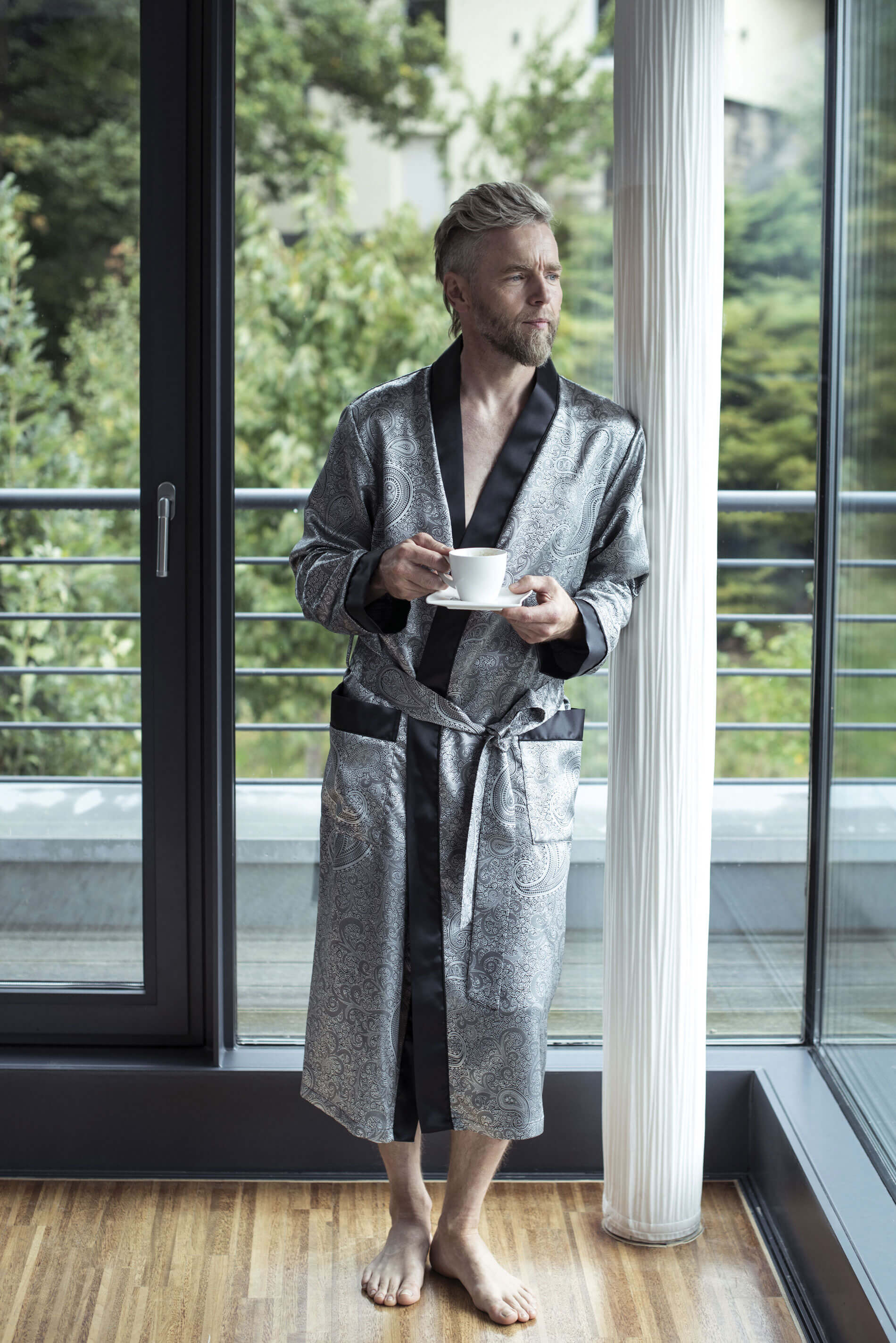 Мужской халат Robe Male Silk | Цвет: helios_black | Размер: 52