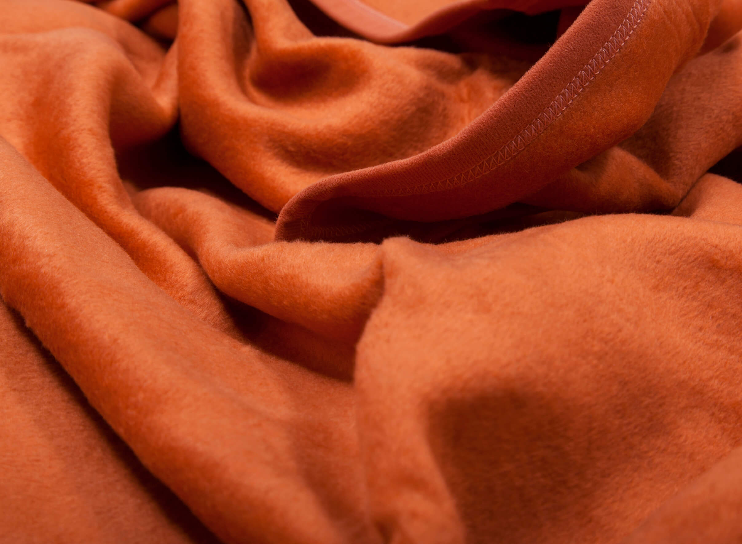 Оранжевое покрывало Uno Soft Terracotta