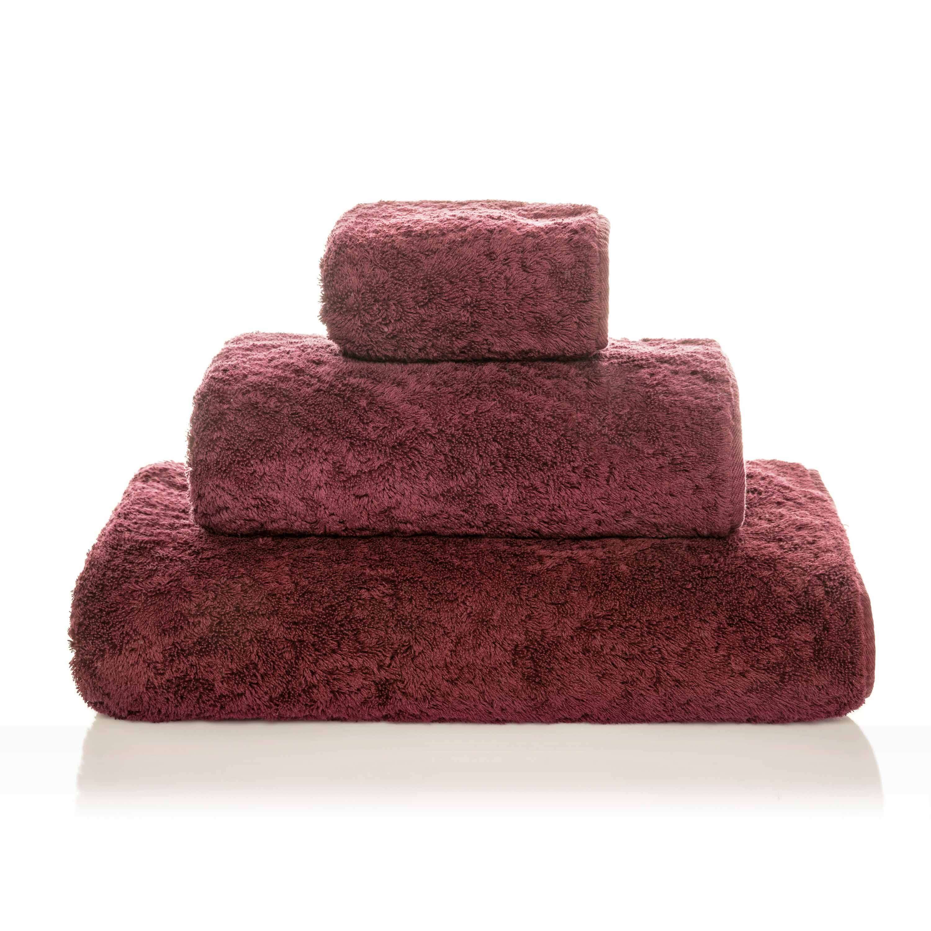 Элитное полотенце Egoist Range Bordeaux ☞ Размер: 70 x 140 см