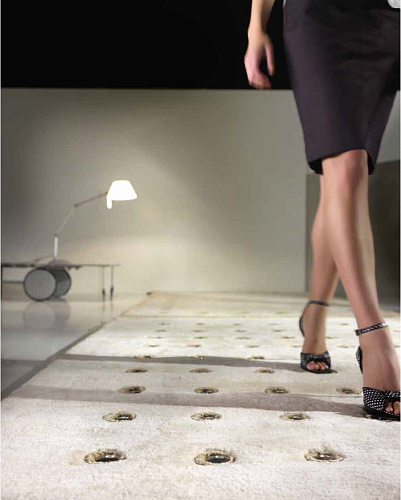 Оригинальный ковер Desire Ecru Guy Laroche