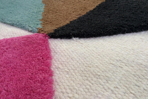 Дизайнерский ковер в стиле модерн Busy