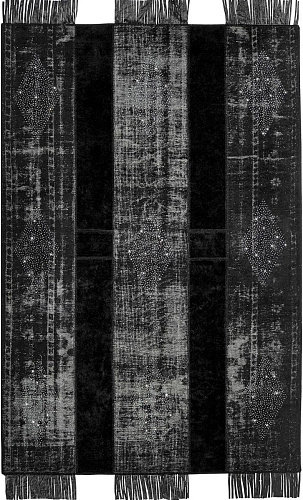 Ковер ручной работы Lady In Black